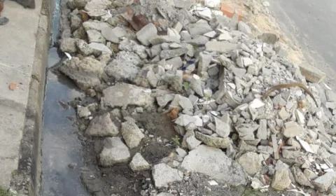 Há mais de cinco anos, moradores do bairro Nova Cidade, aguardam por um serviço de recapeamento das ruas.