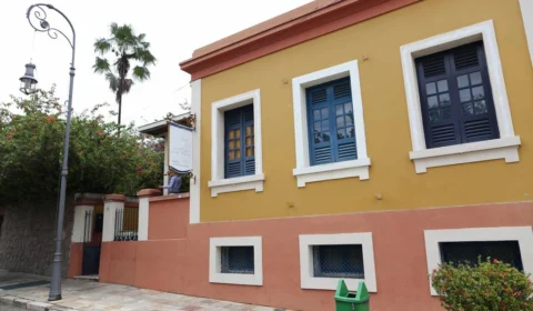 Exposição reúne obras de 22 fotógrafos na Casa das Artes, no centro de Manaus