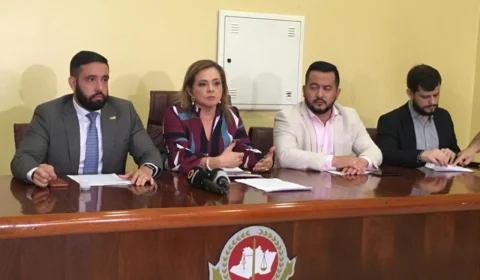 Recomendação do MPAM alerta sobre abusos em contratos e material escolar