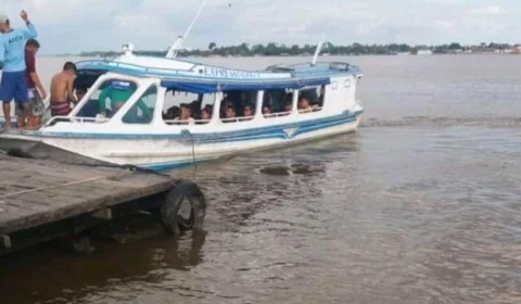 Criminosos fazem arrastão em lancha e deixam vítimas às margens do rio no AM