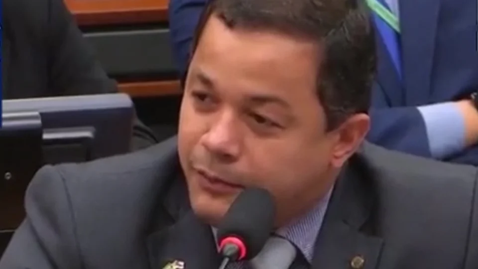 Delegado Pablo interroga acusados de corrupção em governos do PT