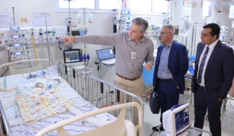 Governo do AM fecha parceria com hospital de São Paulo para cirurgias em  crianças com cardiopatia congênita