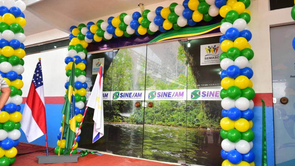 Governo do Amazonas inaugura unidade do Sine em Presidente Figueiredo