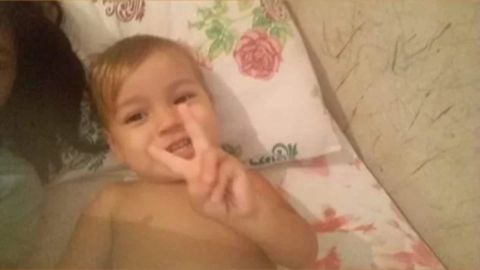 Família segue procurando menino Erlon, desaparecido há 4 dias em Manaus