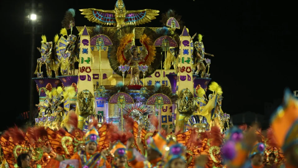 Aparecida é a grande campeã do Carnaval 2020 de Manaus