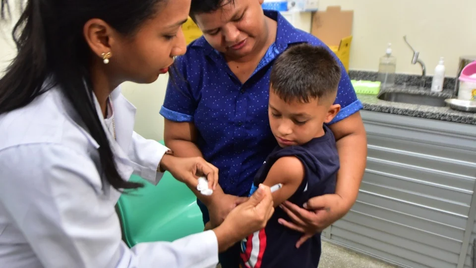 Dia D de vacinação contra o Sarampo é neste sábado (15)