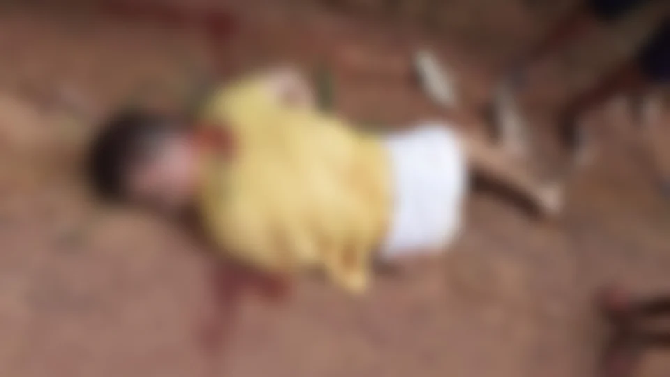 Homem é morto e jovem é atingida com cinco tiros na AM-070