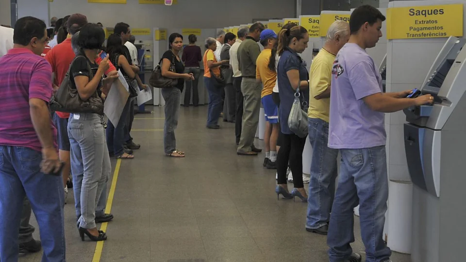 Bancos não abrem no Dia da Proclamação da República, em 15 de novembro