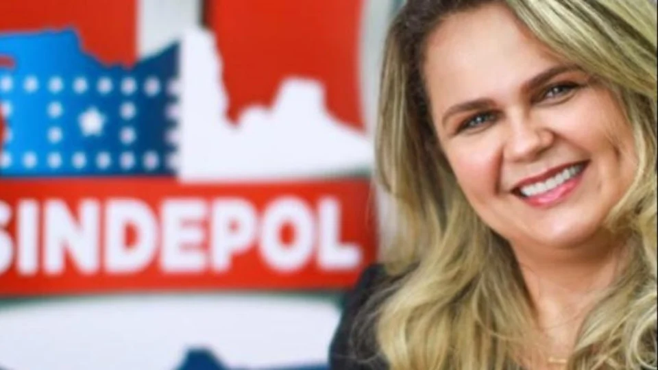 Vídeo – Emília Ferraz fala dos desafios à frente da Delegacia Geral da PC-AM