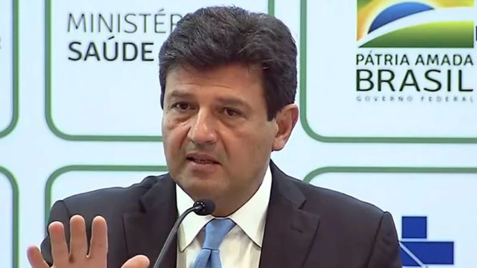 Ministério da Saúde afirma que transmissão comunitária de coronavírus vai ocorrer