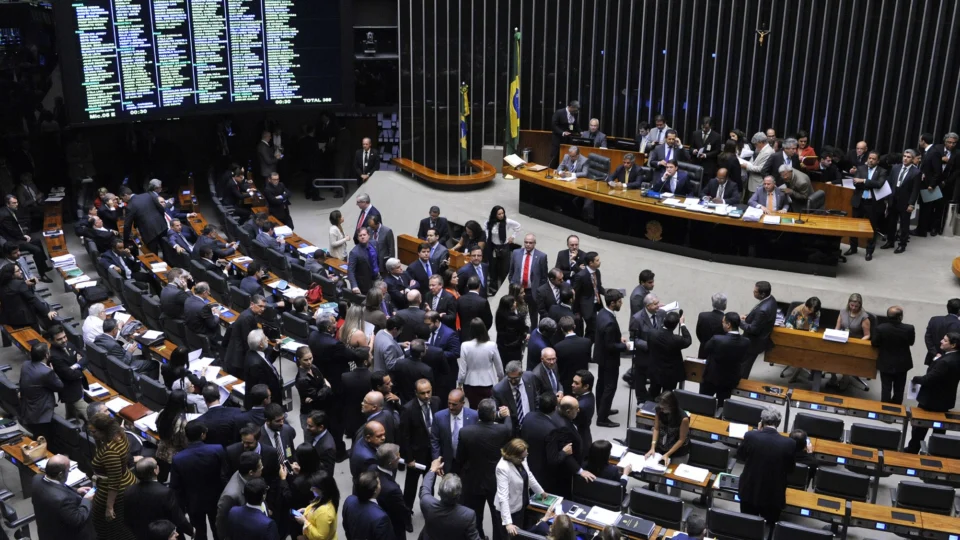 Câmara dos Deputados aprova medidas para enfrentamento ao coronavírus