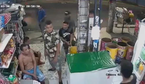 Vídeo mostra ação de assaltantes em mercadinho no bairro Petrópolis