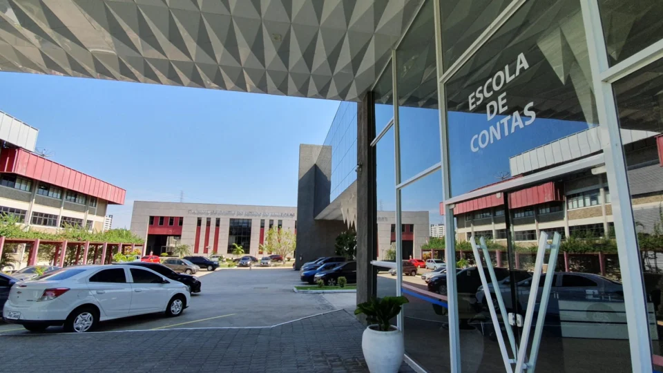 Escola de Contas do Tribunal de Contas do Amazonas, realiza cursos sobre Gestão de risco em Empresas