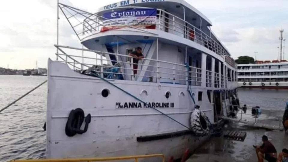 Sobe pra 22 o número de mortos do naufrágio do barco Anna Karoline 3 no Amapá
