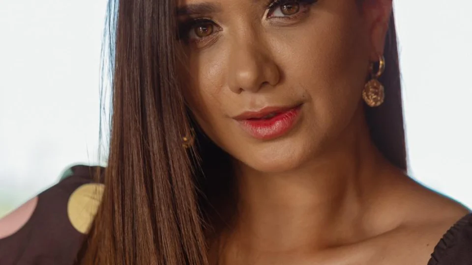 Automaquiagem é injeção de autoestima para mulheres em Manaus