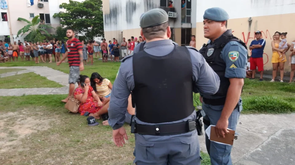 Homem é assassinado com tiros de armas longas no Viver Melhor