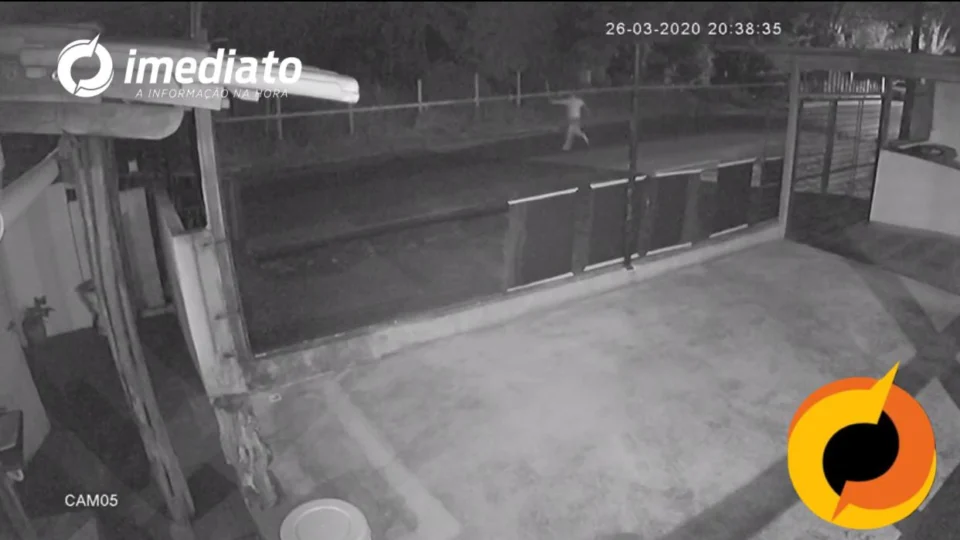 Vídeo mostra resgate de assaltantes de ônibus e sargento PM atirando contra criminosos na Cidade Nova