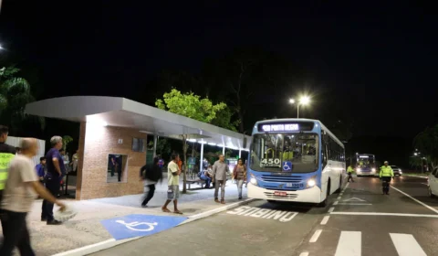 MP-AM abre inquérito para apurar construção de parada de ônibus na Ponta Negra