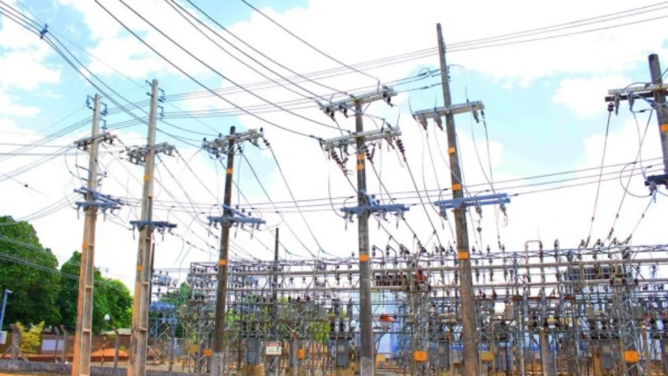 Blackout de 1 hora deixa toda Manaus sem energia e sem telecomunicações