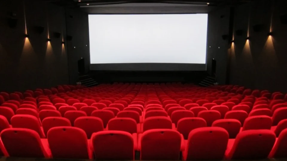 Cinemas de Manaus suspendem atividades a partir desta quinta-feira (19)