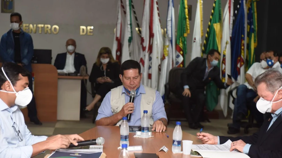 Em reunião com vice-presidente, Wilson Lima apresenta medidas tomadas para o enfrentamento ao coronavírus