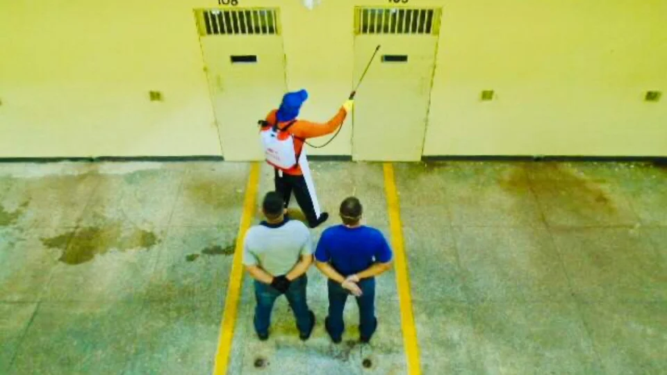 Seap realiza pulverização nas unidades prisionais, para combater o novo coronavírus