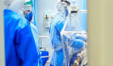 Governo do estado destina mais de quatro toneladas de insumos, EPIs e medicamentos para Manacapuru