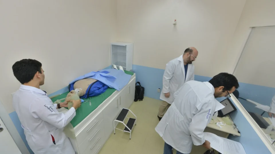 UEA antecipa formatura de acadêmicos que poderão atuar no enfrentamento ao coronavírus