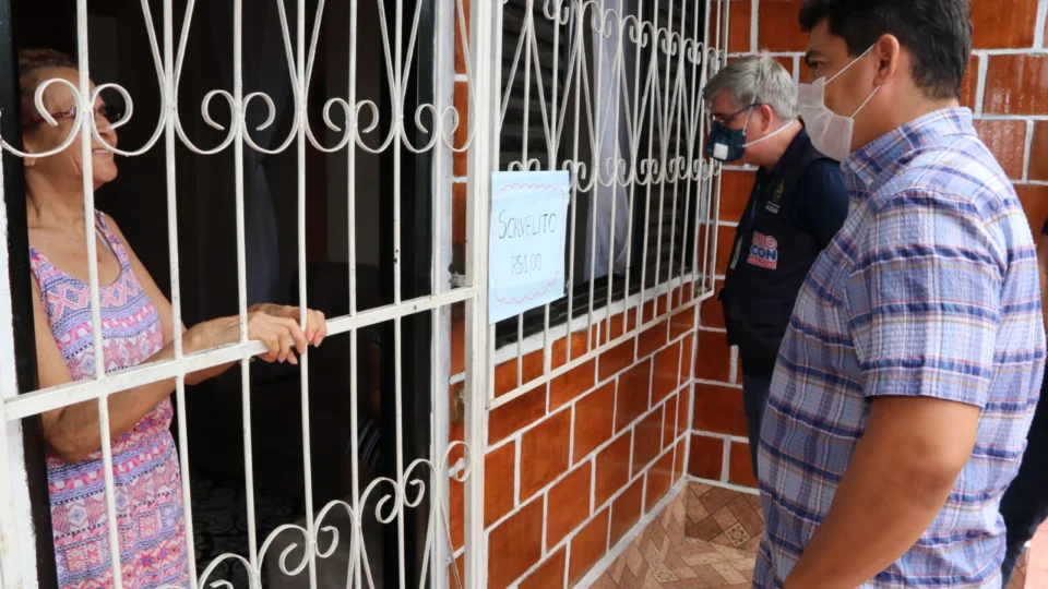 Consumidor pode buscar Defensoria e Procon-AM se tiver água ou energia elétrica cortada por dívida