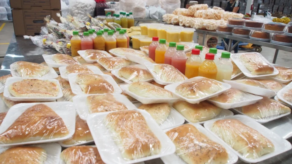 Feirantes da ADS garantem lanches para mais de 600 pessoas em situação de vulnerabilidade social