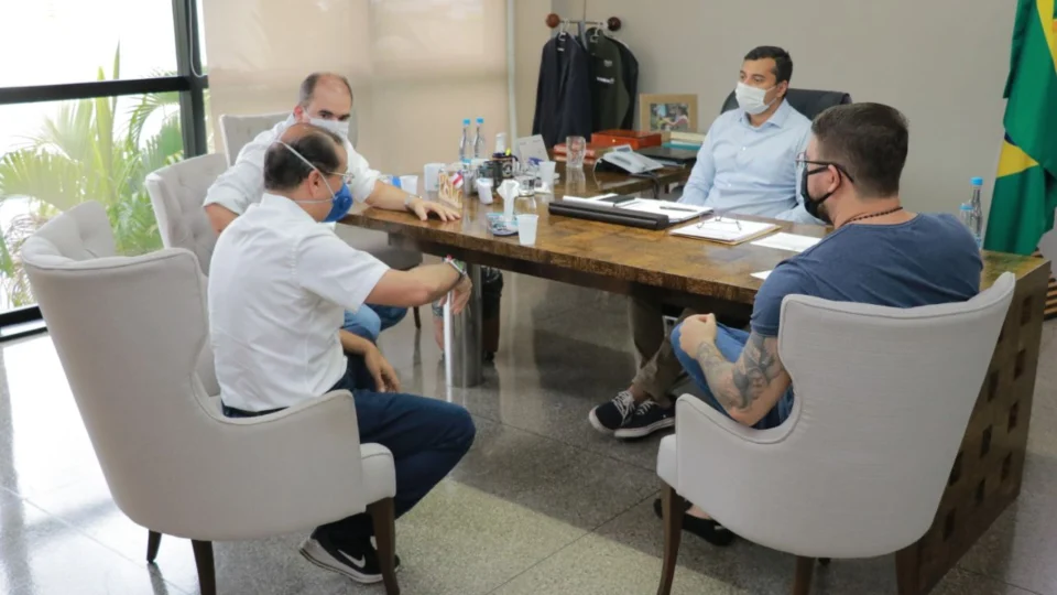 Governo do AM alinha parceria para uso de sistema de ventilação não invasivo em pacientes com Covid-19