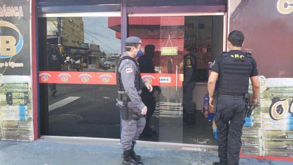 Segunda fase da operação ‘Fica em Casa’ garante cumprimento do decreto contra o coronavírus, em Manaus