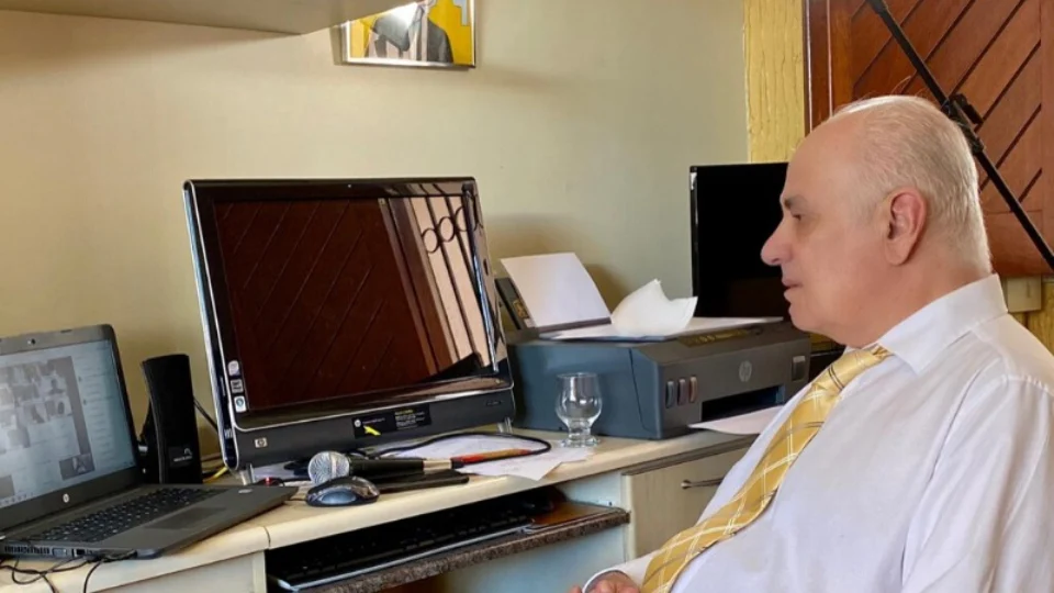 Covid-19: enfrentamento do colapso na saúde do AM exige pacto de governança, defende Serafim