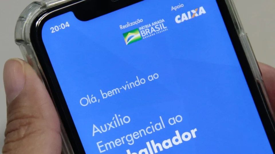 Novo calendário de auxílio emergencial de R$ 300 é definido pela Caixa