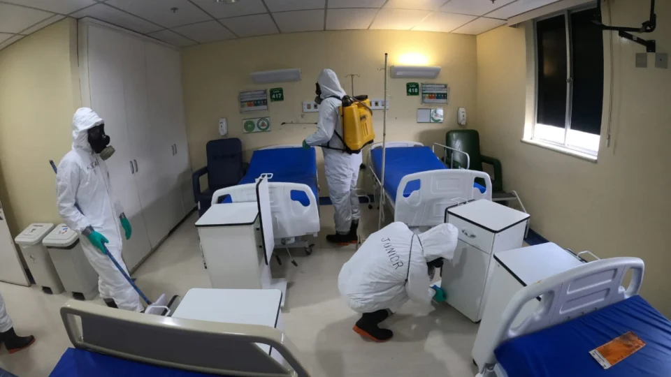 Instalações do Cecon passam por ação de desinfecção realizada pela Marinha