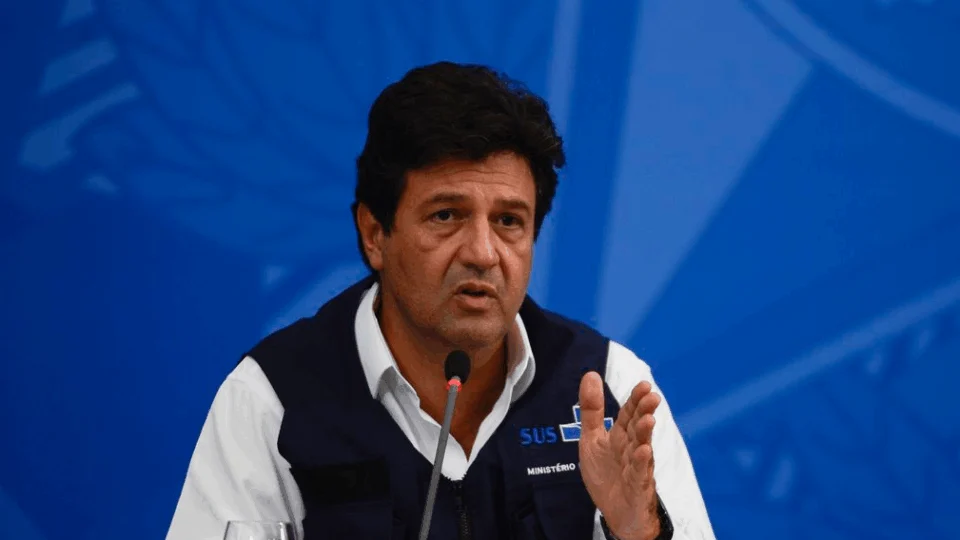 País tem 3.058 casos de covid-19 em um dia e total sobe para 28.320