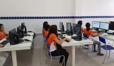 Escola Sesc abre pré-inscrições para o ano letivo de 2021; jovens selecionados terão bolsa de estudo. Saiba mais!