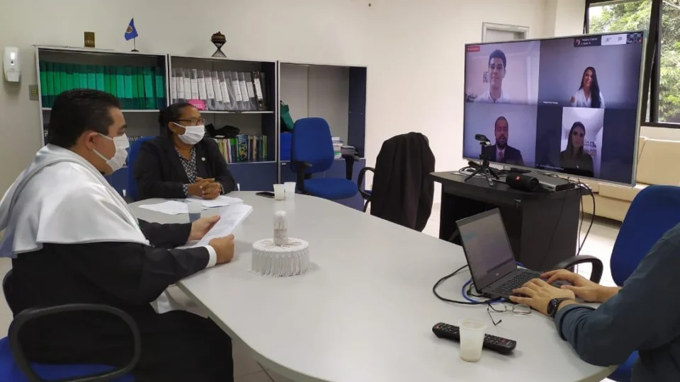 Ufam realiza a primeira colação de grau por videoconferência, por conta de isolamento social