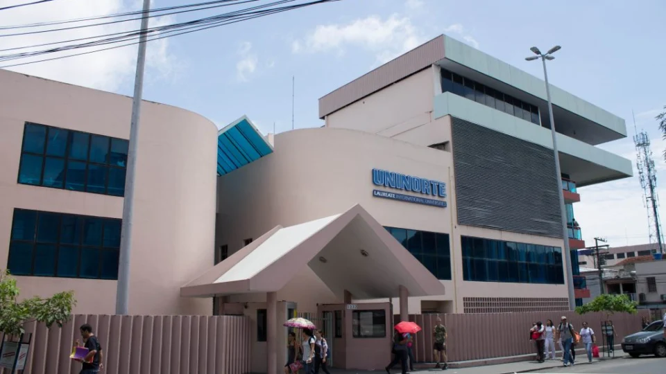 Faculdade particular é notificada pelo Procon-AM após denúncias de problemas em plataforma on-line