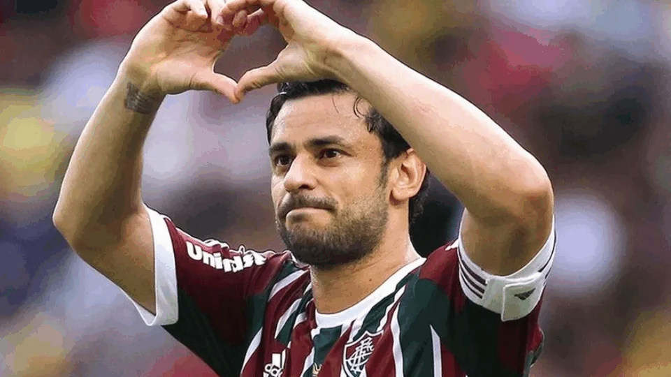 Fluminense prepara anúncio de Fred e contrato será assinado na semana que vem