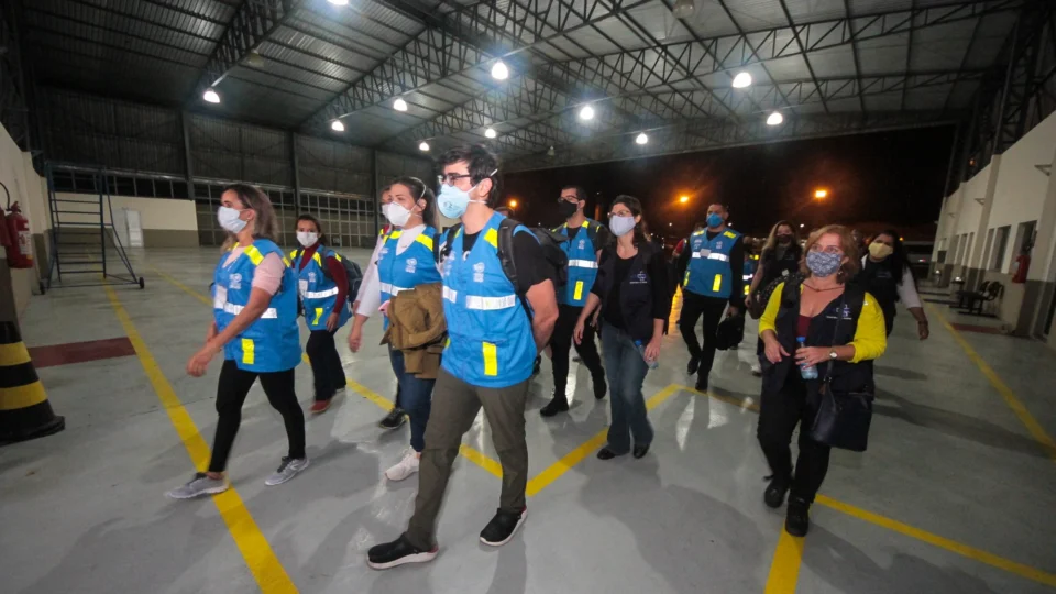 Terceiro grupo de médicos da Força Nacional do SUS chega a Manaus para combate à Covid-19