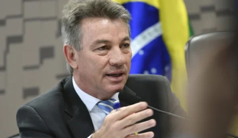 Governador de Roraima, Antonio Denarium, está com Covid-19