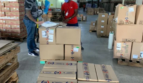 Indústrias de bebidas não alcoólicas doam EPIs para hospitais do Estado