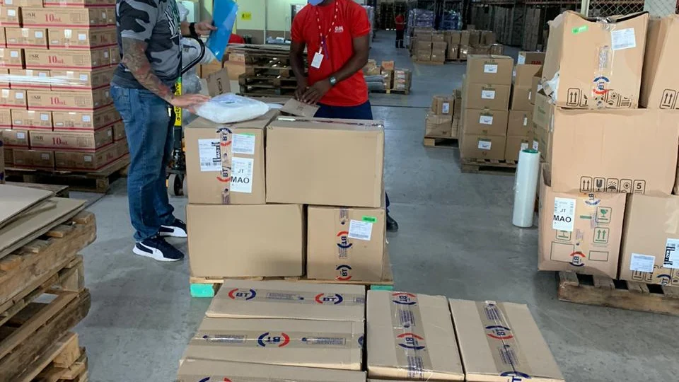 Indústrias de bebidas não alcoólicas doam EPIs para hospitais do Estado