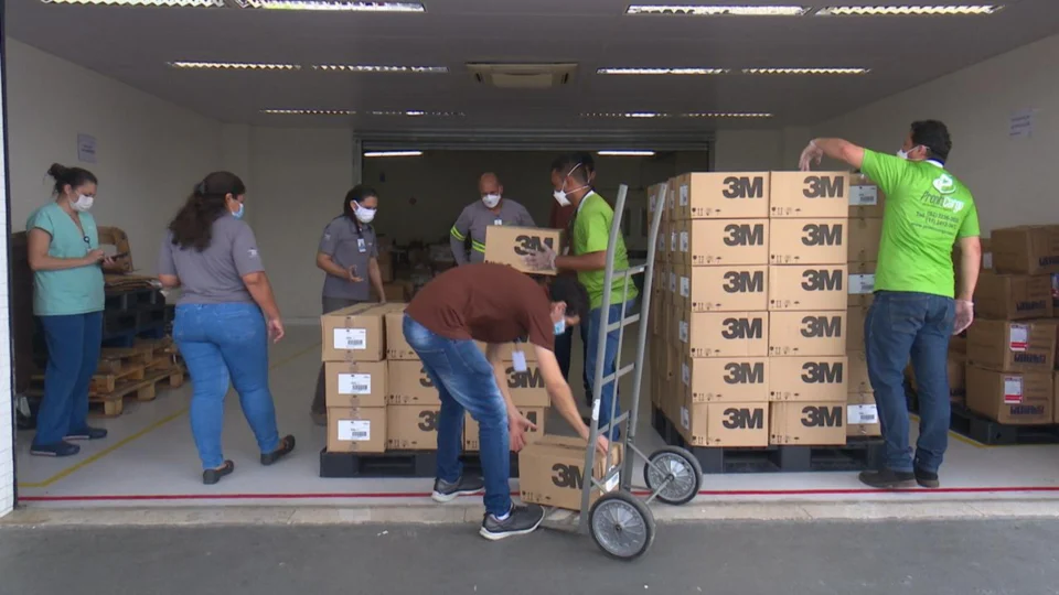 Empresa e parceiras nacionais doam máscaras N95 para hospitais públicos