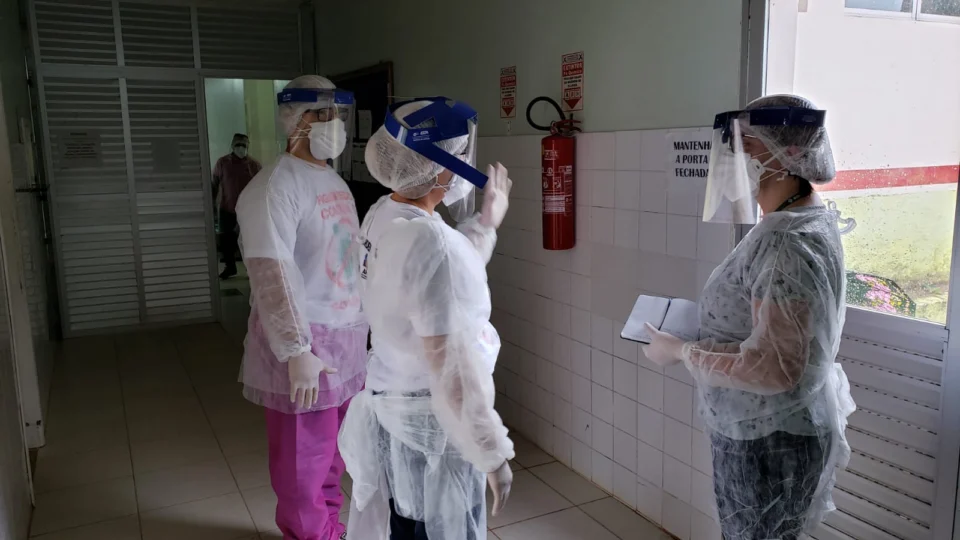 Susam envia equipe técnica para organizar fluxo de pacientes com Covid-19 em Presidente Figueiredo