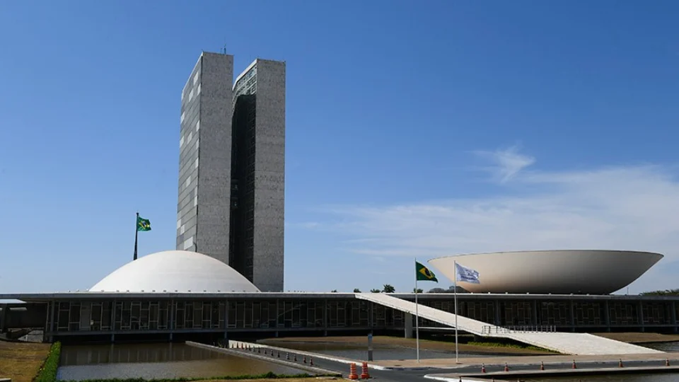 PEC do Orçamento de Guerra será promulgada nesta quinta (7)