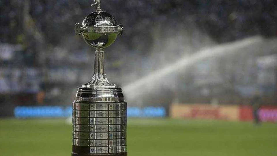Conmebol recua e evita projetar datas para Libertadores e Eliminatórias