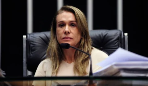 Prefeita de Boa Vista, ex-mulher de Romero Jucá desafia decreto de Bolsonaro