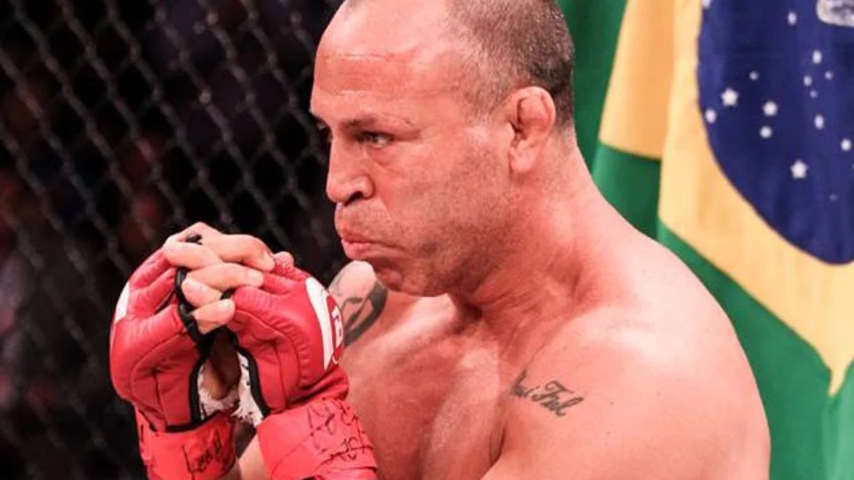Wanderlei tem oferta de R$ 54 milhões para enfrentar Tyson em boxe sem luva